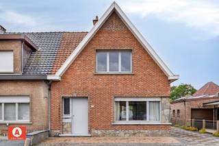 Half-open bebouwing mét ruime garage en tuin in Opdorp. Bent u op zoek naar een te moderniseren/renoveren half-open bebouwing met tuin in...