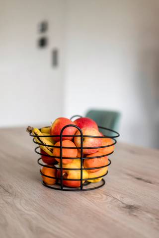 Ben je op zoek naar een uitstekend gelegen woning met tuin in een rustige wijk in Temse? Lees hier dan zeker even verder.Gelegen in een zeer rustige...