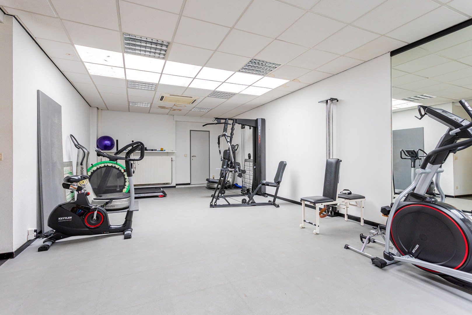 Praktijkruimte te huur in Deurne – instapklaar en volledig uitgerust! - foto 4