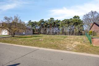 Deze prachtige bouwgrond voor open bebouwing is gelegen in Lummen en biedt een unieke kans om uw droomvilla te realiseren op een perceel van...