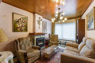 À vendre – Markt 27 à Grammont (Geraardsbergen)PREMIÈRE VISITE : dimanche 24/05 (uniquement sur rendez-vous)Infos vente : Pieter Cardoen – 0475 36 12...