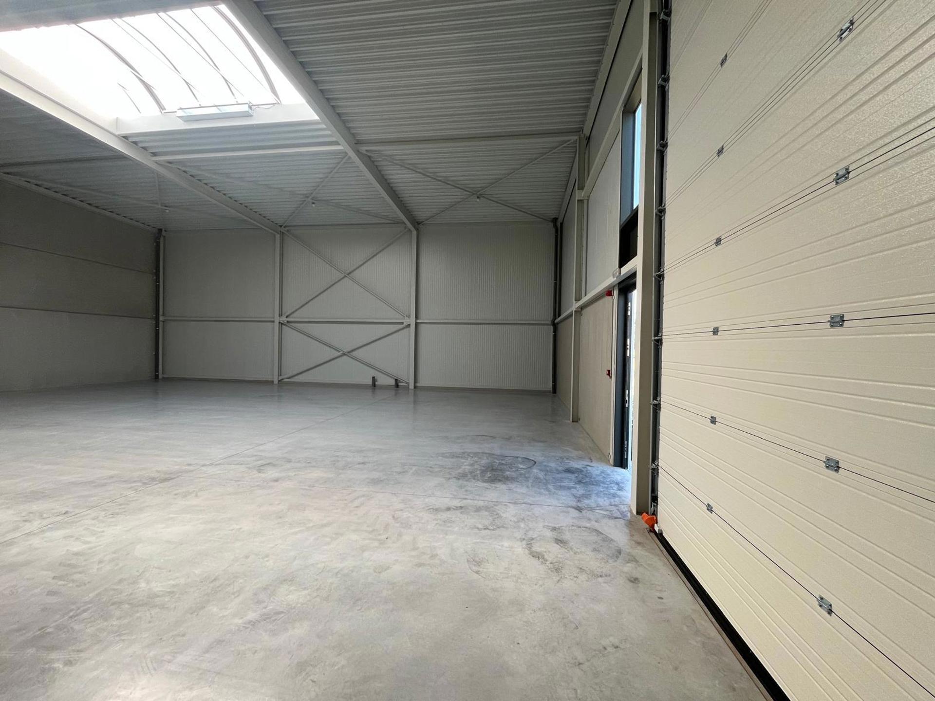 Magazijn 288m² te Bornem - foto 2