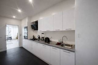 Handelshuis in een levendige omgeving nabij het station te Mechelen!Dit pand bevat een karaktervol handelsgelijkvloers waarin sinds 1980 een...