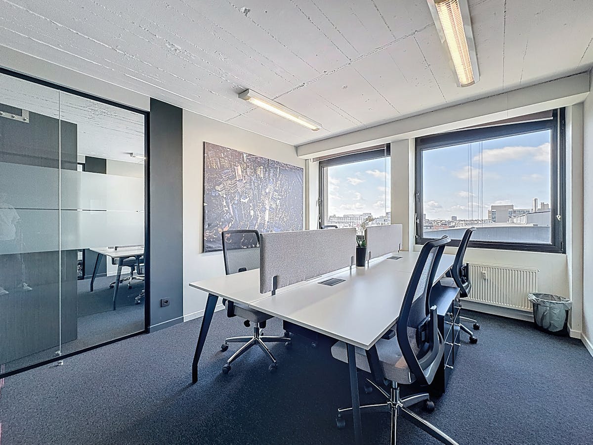 Kantoren en flexbureaus te huur in het hartje van Antwerpen - foto 4