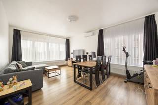 INSTAPKLAAR APPARTEMENT MET TERRAS EN LAGE KOSTEN IN BOOM Bent u op zoek naar een lichtrijk en praktisch ingedeeld appartement met zeer lage...