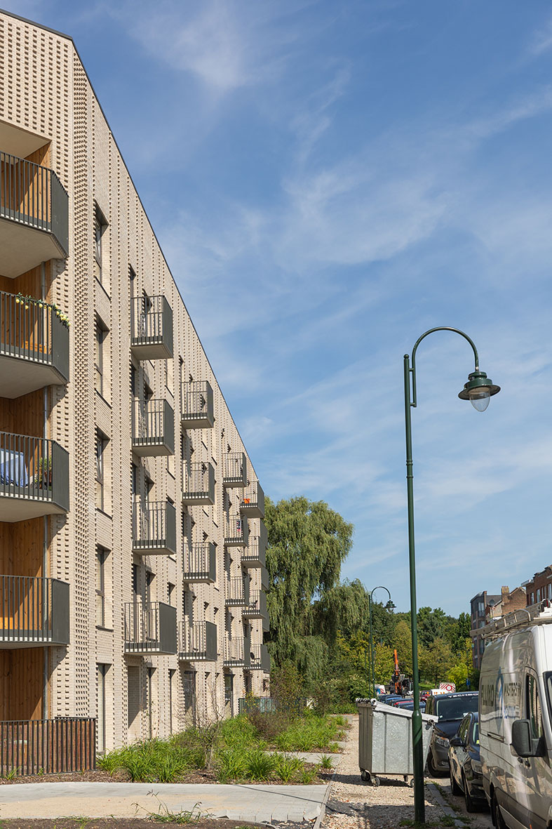 Appartement à vendre à Neder-Over-Heembeek avec 3 chambres - photo 3
