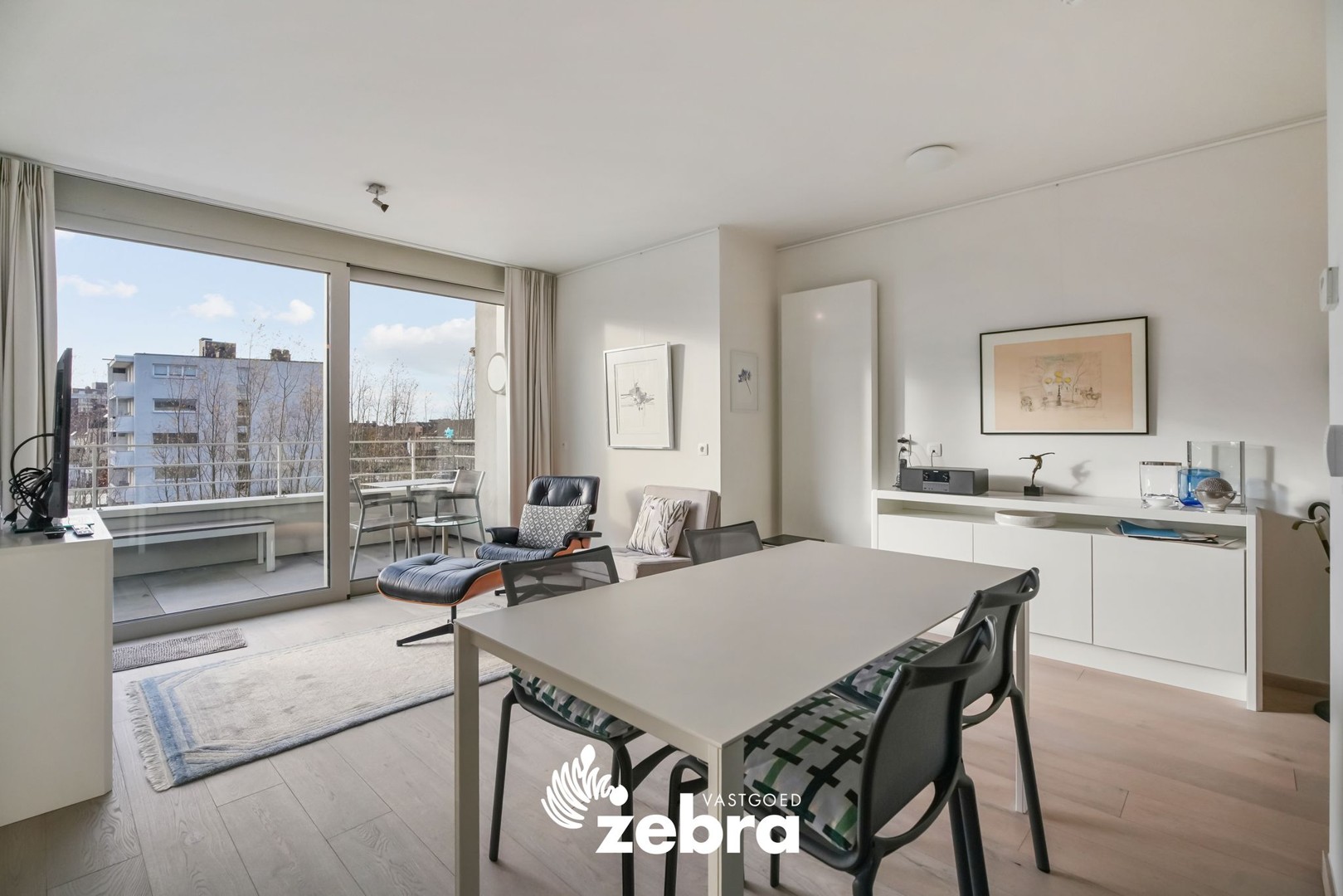 Moderne serviceflat met prachtig zicht op de Leie en autostaanplaats te Deinze! - foto 2