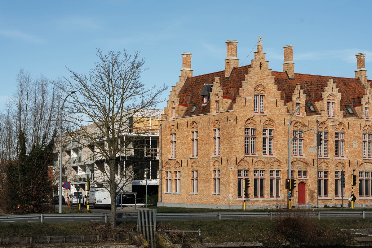 Sfeervol wonen te Brugge in een historisch gebouw - photo 2