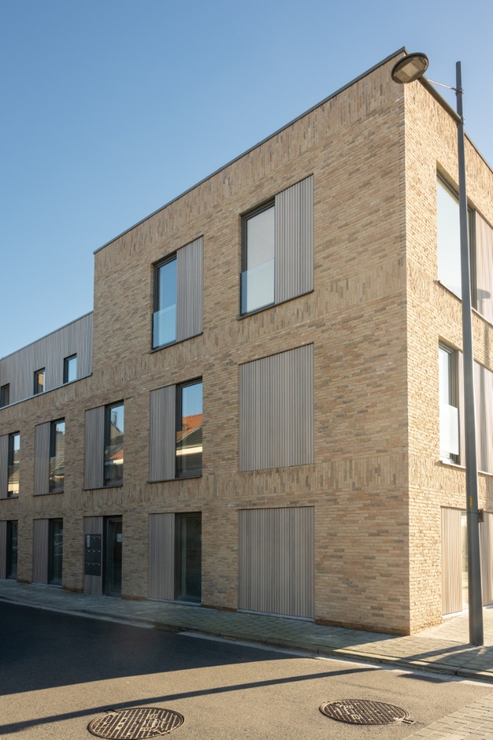 Gelijkvloers 2slpk-appartement met zonneterras - photo 2