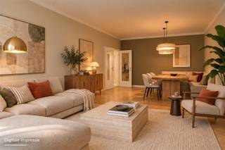 <p><strong>Lichtrijk 1-slaapkamerappartement met zuidgericht terras en autostaanplaats</strong></p><br /><p>Dit verzorgde appartement van 73 m² bevindt zich op de eerste verdieping van een goed onderhouden gebouw met lift en conciërge. Dankzij de aangename lichtinval, praktische indeling en uitstekende ligging is dit een interessante opportuniteit, zowel voor eigen bewoning als voor investering.</p><p>De ruime inkomhal met ingemaakte kasten geeft toegang tot de lichtrijke woonkamer op parket. Verder beschikt het appartement over een gerenoveerde, volledig uitgeruste keuken en badkamer, een apart toilet en een ruime slaapkamer van 18 m². Het zuidgerichte terras van 7 m² vormt een fijne buitenruimte.</p><p><strong>Extra troeven:</strong><br />- EPC-label B (134 kWh/m²)<br />- Elektriciteit conform tot 31/10/2041<br />- Inbraakwerende inkomdeur<br />- Private kelderberging<br />- Ondergrondse autostaanplaats in het gebouw, bereikbaar met de lift, <strong>verplicht mee aan te kopen voor € 18.000</strong><br />- Mobiscore 9,3/10</p><p>Winkels, scholen, parken, ziekenhuizen en openbaar vervoer bevinden zich op wandelafstand. Ook de belangrijkste invalswegen zijn vlot bereikbaar.</p><p>Het appartement is momenteel verhuurd voor € 953 per maand, inclusief kosten. De gemiddelde maandelijkse vaste kosten bedragen € 220, inclusief onder meer verwarming, water en onderhoud van het gebouw.</p><p><strong>Interesse? Contacteer ons voor meer informatie of een bezoek via 03 501 64 27 of 0499 52 51 15, of mail naar dorine@guldentopsvastgoed.be.</strong></p>