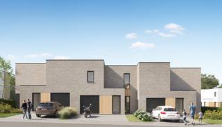 Lot 21 | 275 m² perceelsoppervlakte
Deze moderne woningen bouwen we op de nieuwe verkaveling "Het Molenhof" in Koolskamp, deelgemeente van Ardooie. Je vindt deze nieuwe woonbuurt tussen de Diksmuidse Boterweg en de Steenstraat. Je woont er in een rustige, aangename omgeving vlak bij het centrum, op 500 meter van het Dorpsplein met winkels, scholen, horecazaken en openbaar vervoer. De middelbare school H. Kindsheid ligt op 3 à 4 km. Via het op- en afrittencomplex E403 geniet je van een vlotte verbinding.
Deze energiezuinige, moderne woningen beschikken over: een inkomhal met toilet, een woon- en eetkamer met aansluitend een open keuken met veel lichtinval, een inpandige garage met berging, 3 slaapkamers, een functionele badkamer, afzonderlijk toilet boven en een (technische) berging. Het gebruik van een warmtepomp in combinatie met vloerverwarming en zonnepanelen zorgt ervoor dat jouw toekomstige energiefactuur onder controle blijft (E10).
Je kiest zelf de afwerkingsmaterialen voor keuken, badkamer, vloeren en binnendeuren. Zo kan je precies wonen zoals jij het zelf wilt.
Informeer naar onze ACTIE & ontvang een afwerkingscheque van € 5.000.