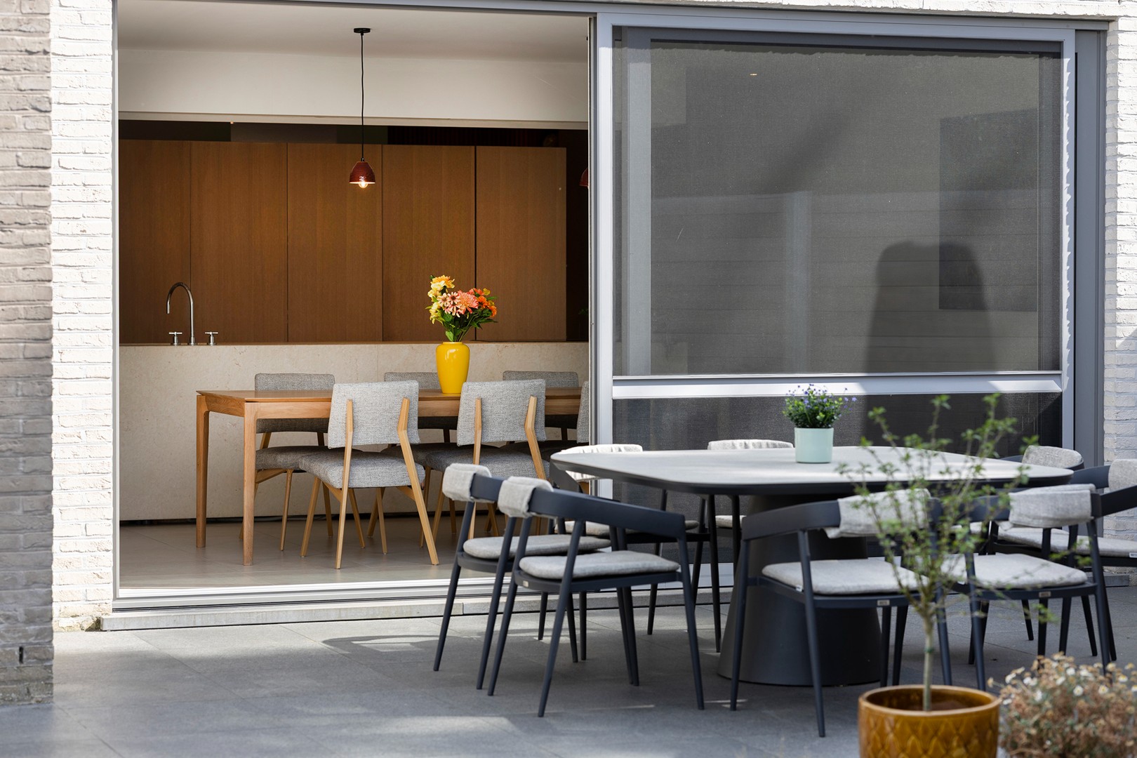 Verrassend ruime halfopen woning met 5 slaapkamers. - foto 5