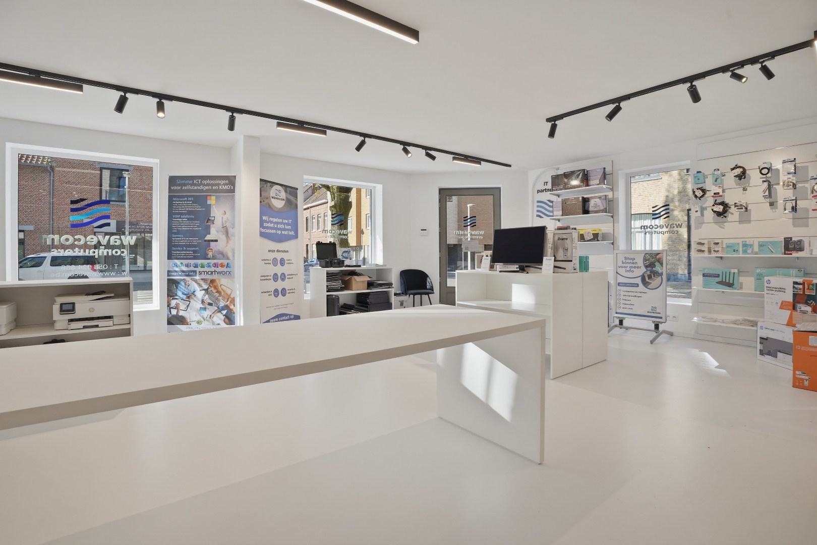 Instapklaar en hoogwaardig handelspand (122 m²) op topligging in Nieuwpoort Stad - foto 4