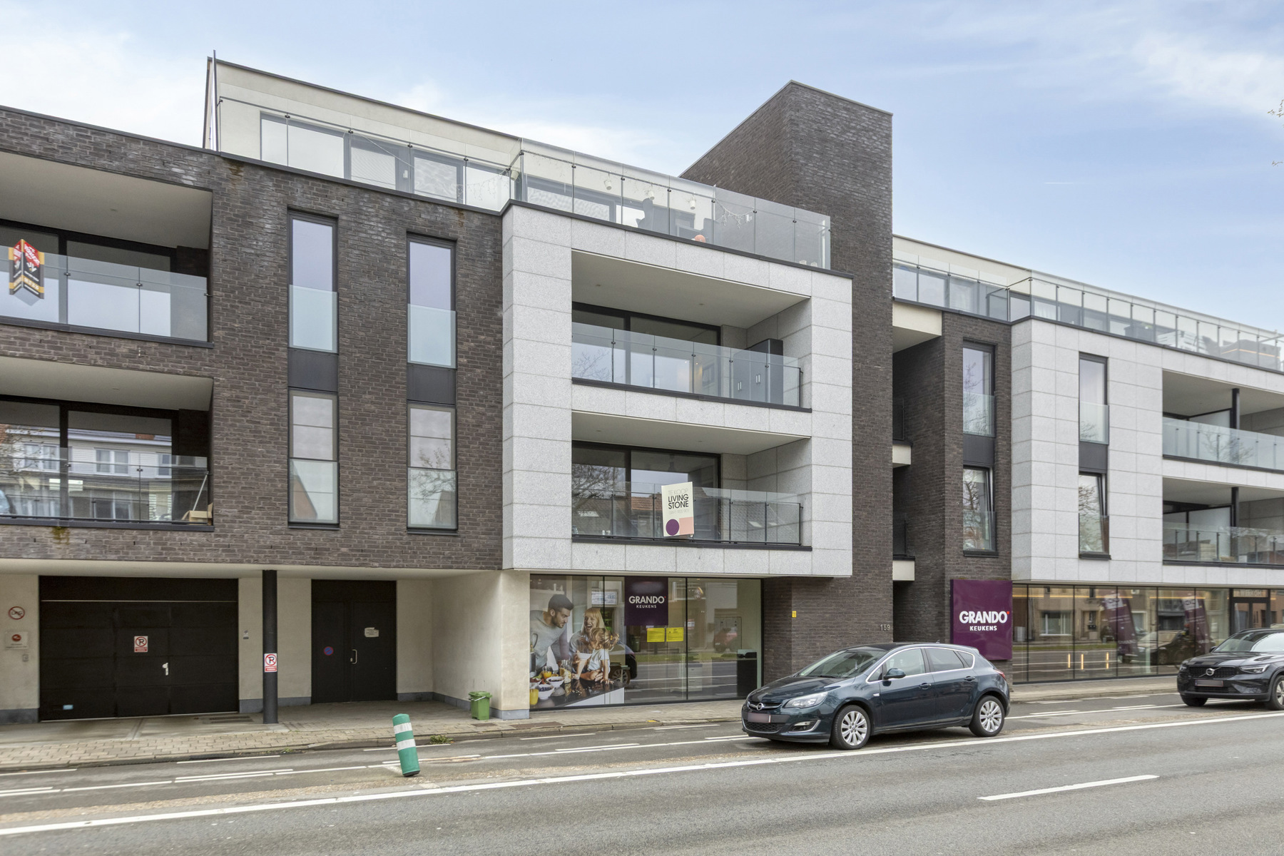 Apartment for sale in Hasselt with 2 bedrooms - photo 2