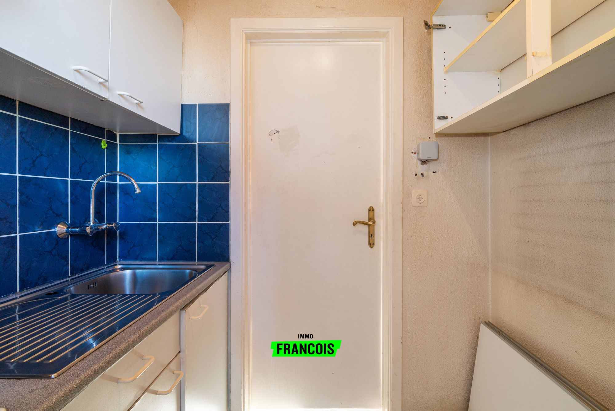 Apartment for sale in Roeselare with 1 bedroom - photo 5