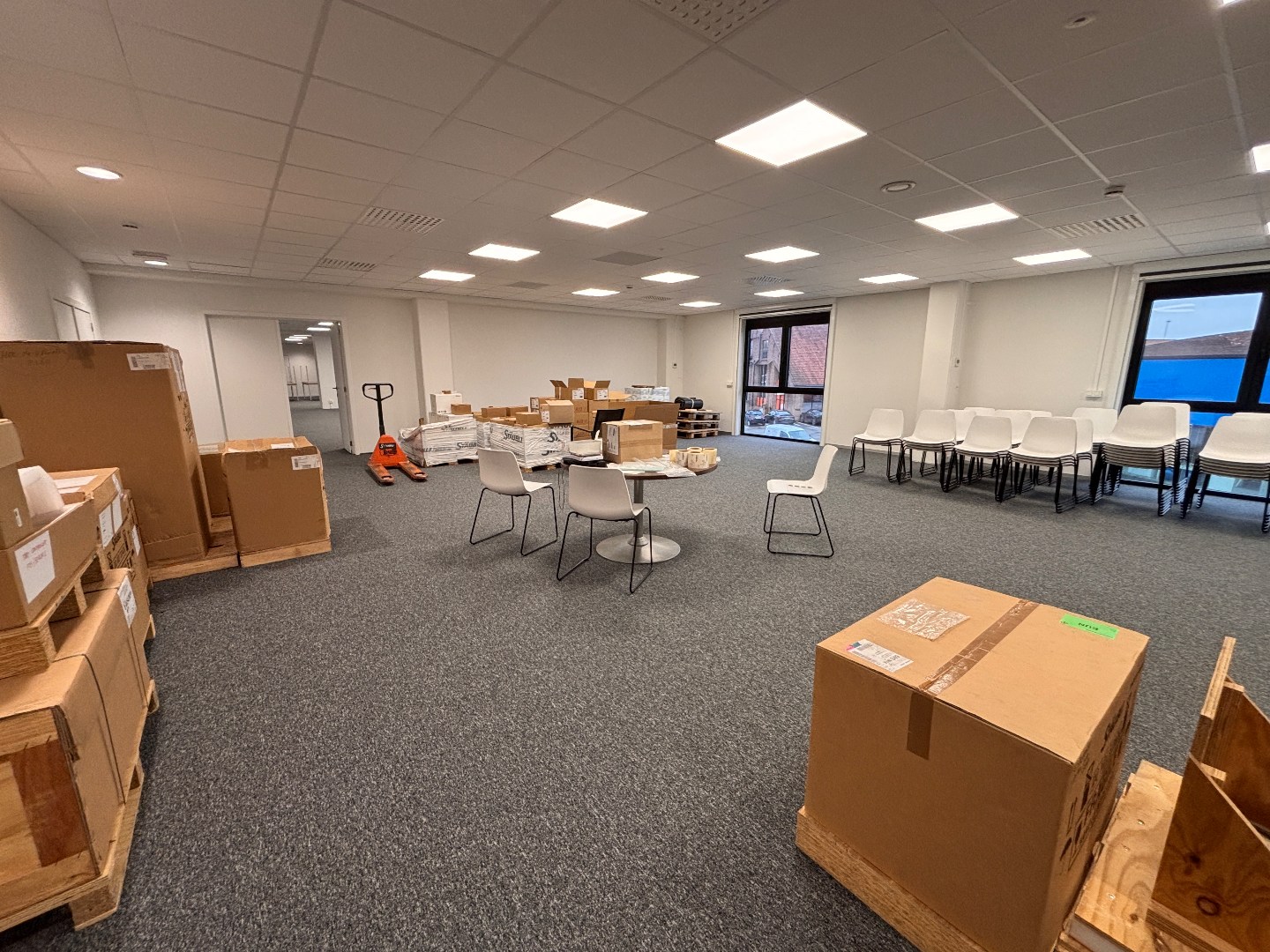 Commercieel kantoor te huur (360 m²) op de Pottelbergsite! De ideale locatie voor jouw bedrijf! - foto 5