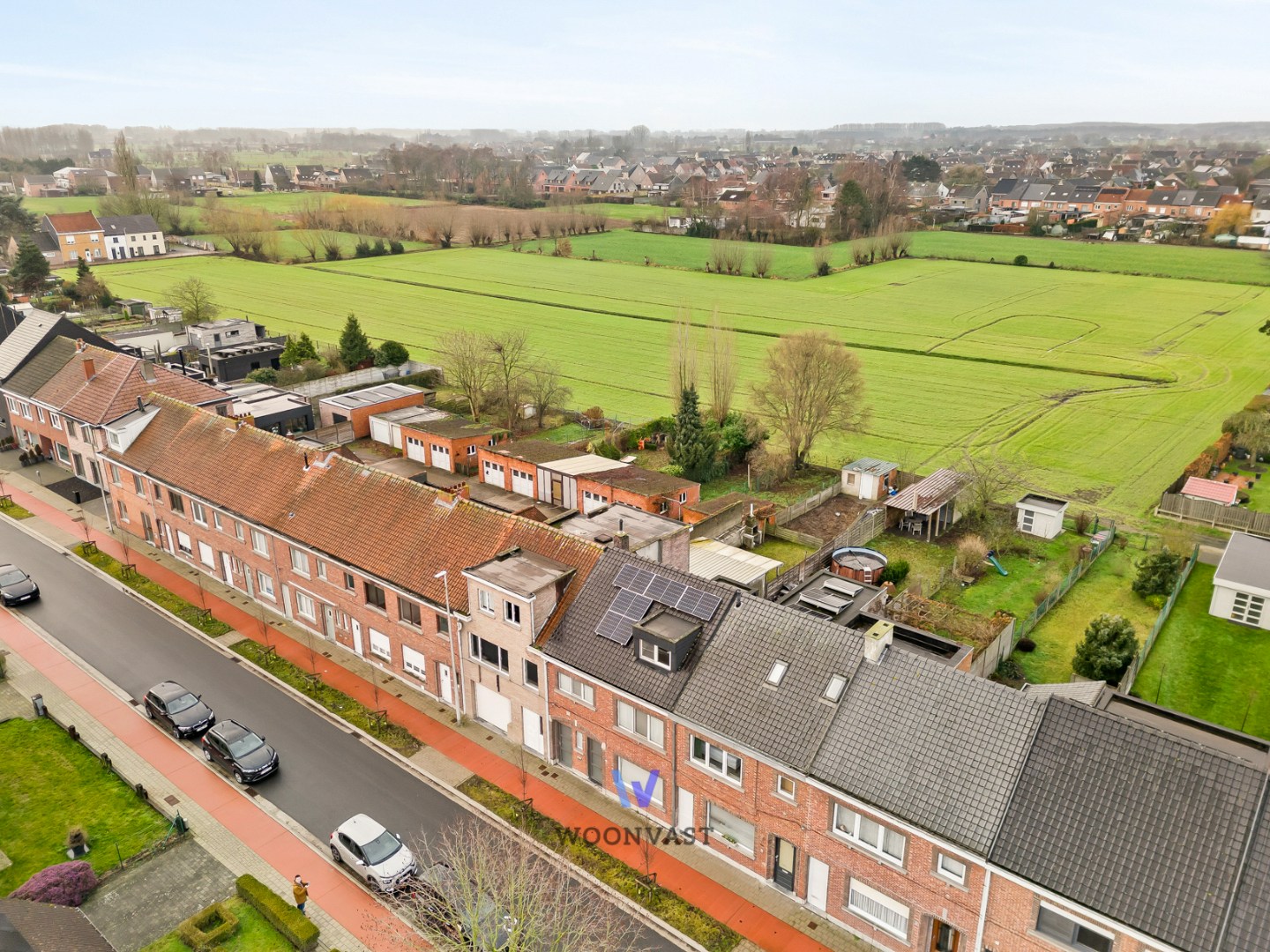 Gerenoveerde rijwoning met landelijk uitzicht in Zele - foto 2