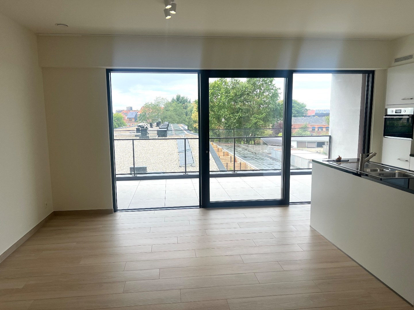 Luxe nieuwbouw appartement, 73m² met 2 terrassen , 1 slpk op toplocatie - foto 5