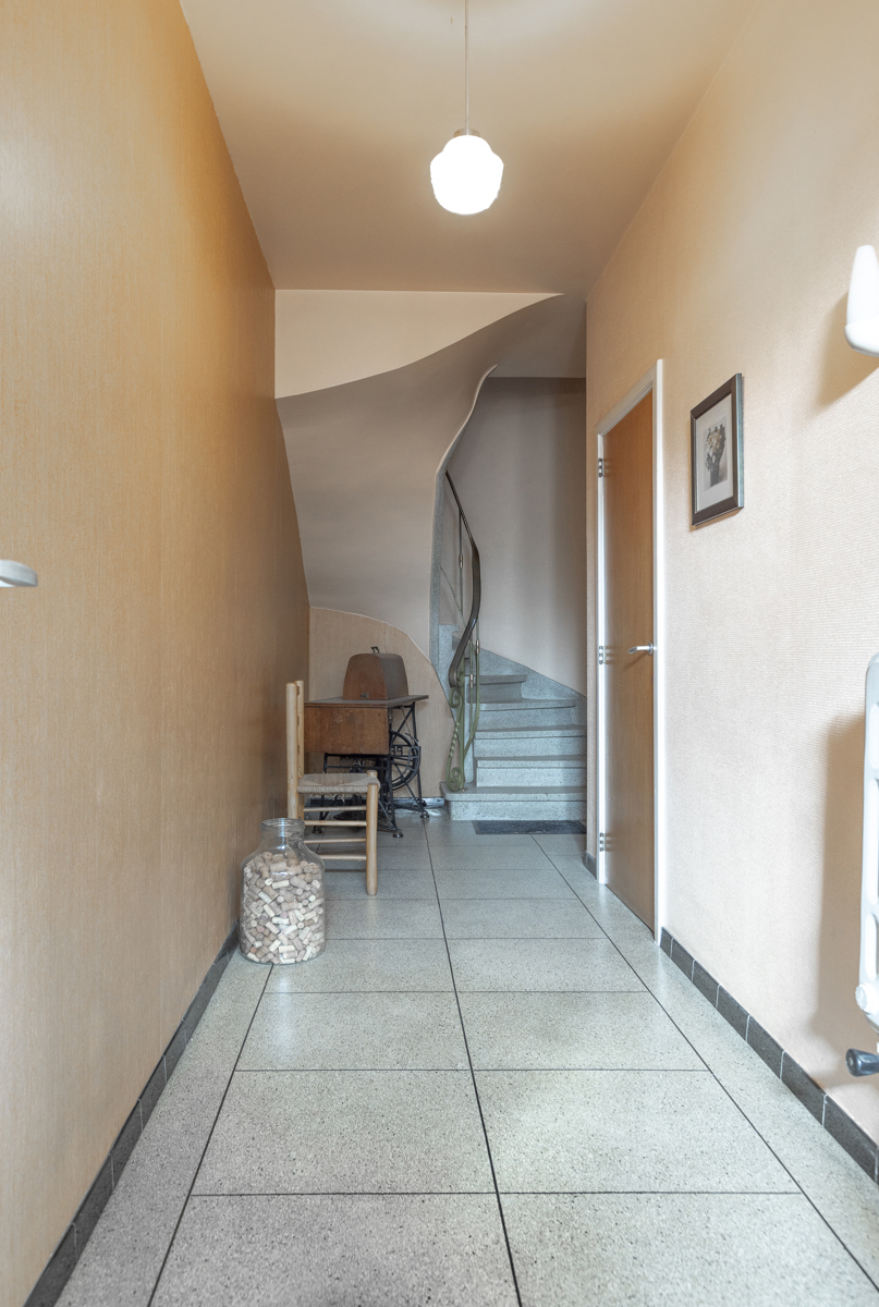 House for sale in Molenbeek-Saint-Jean with 6 bedrooms - photo 2