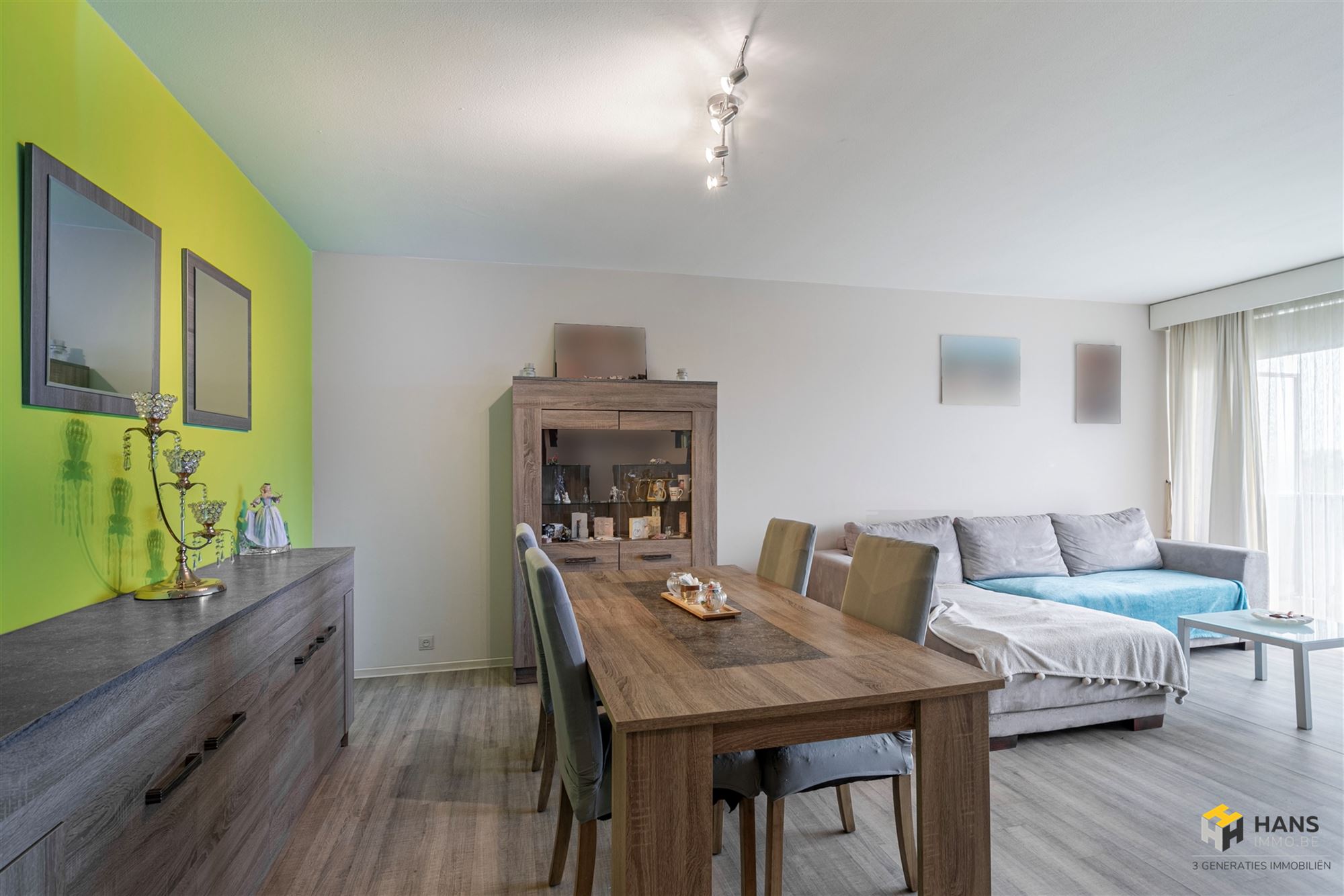 Instapklaar appartement (70 m²) met 1 slaapkamer en terras (10 m²) in Borgerhout. - foto 2