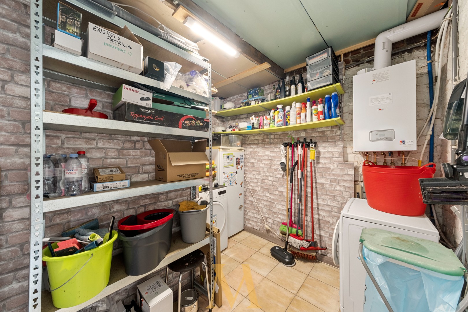 Ruime gezinswoning met 3 slaapkamers, 2 badkamers en zonnige tuin in Deerlijk - photo 5