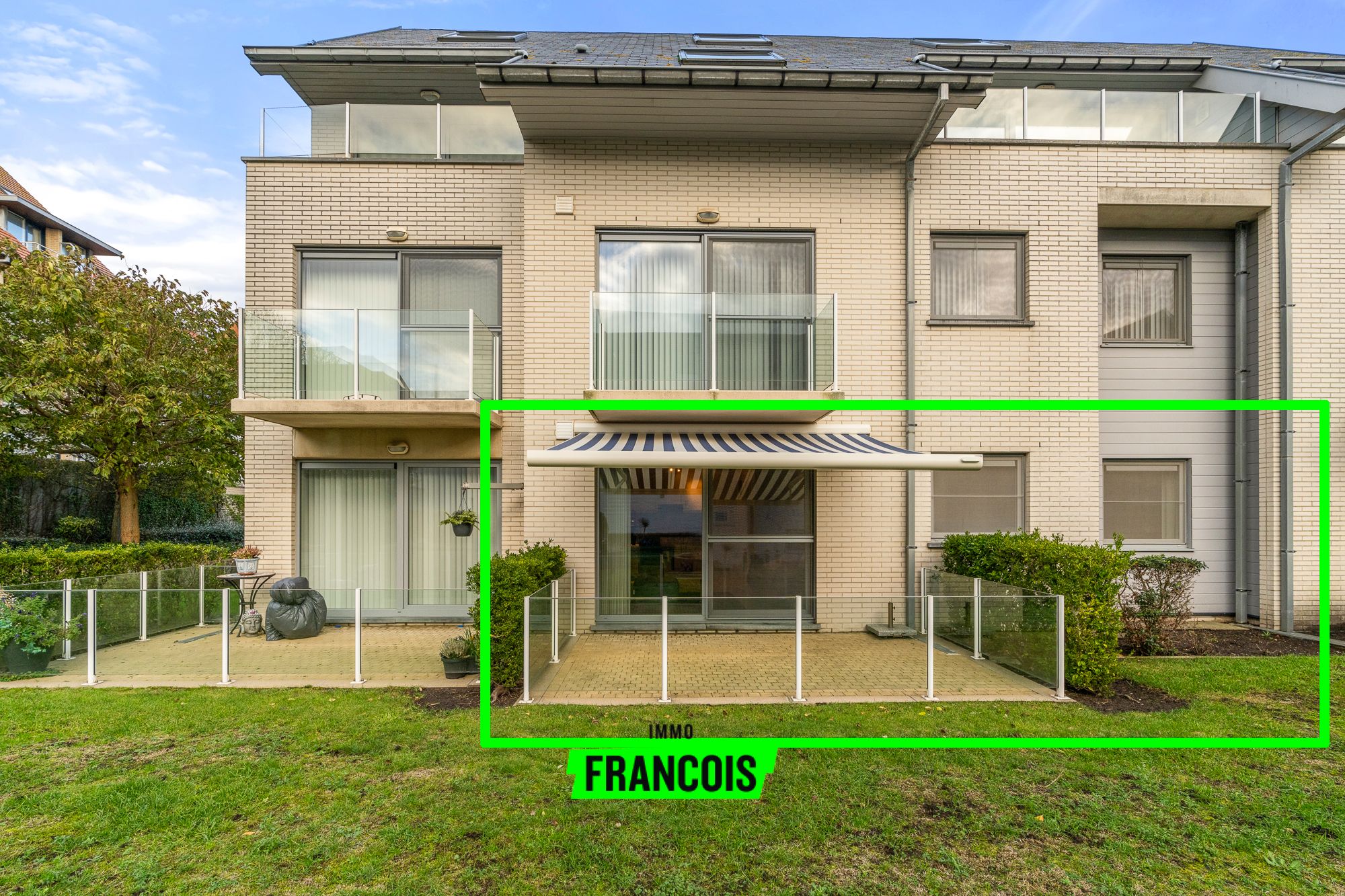 Volledig instapklaar 2 slpk gelijkvloers appartement te Warande Middelkerke: optie garage - foto 1