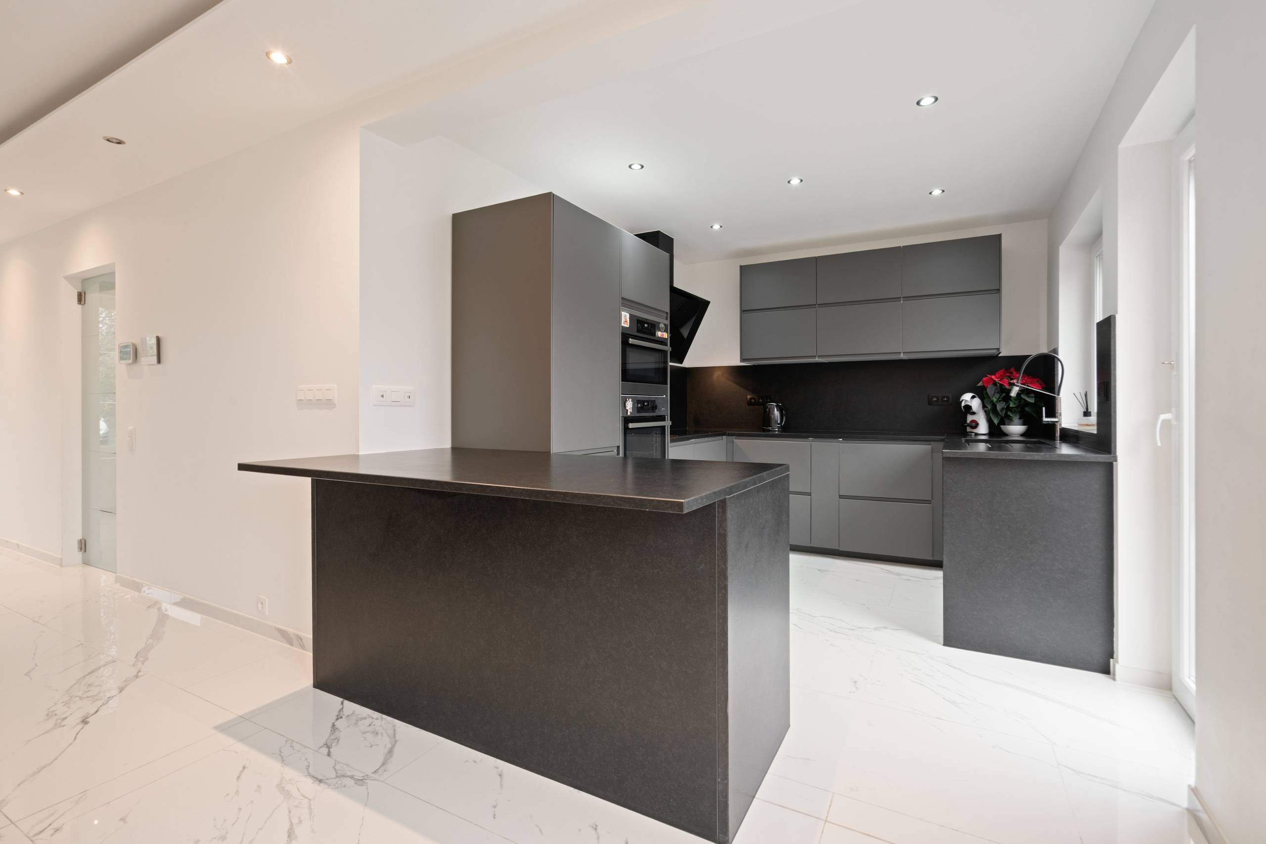 Halfopen huis in rustige buurt te koop - foto 5