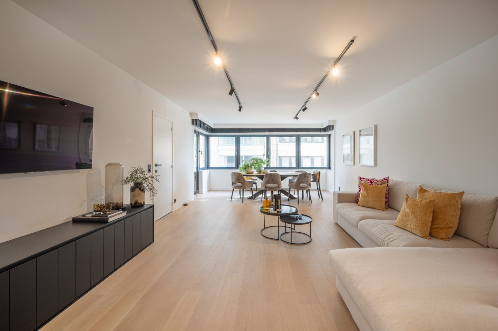 Lichtrijk appartement met zijdelings zeezicht en prachtig open zicht over Duinbergen - foto 4