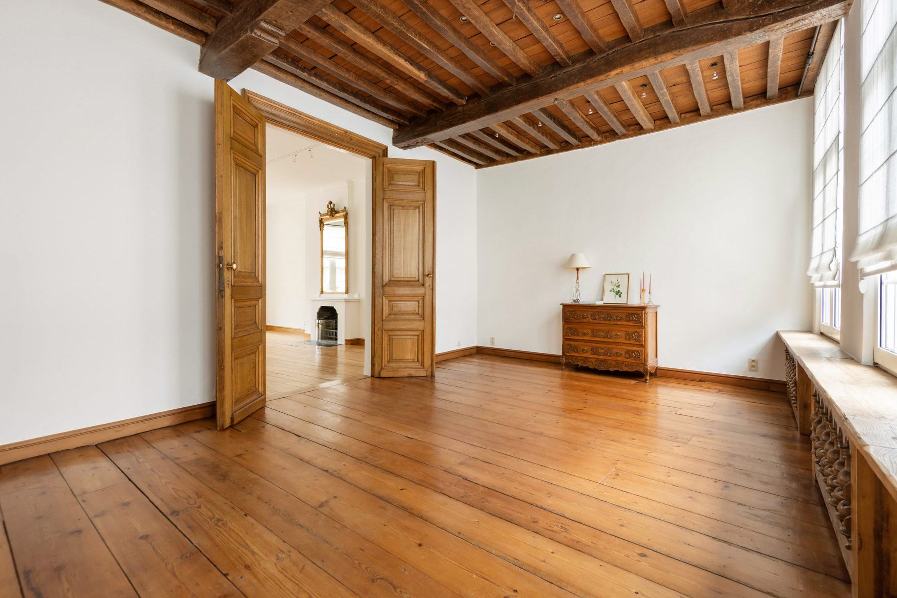 Apartment for rent in Antwerp with 4 bedrooms - photo 4