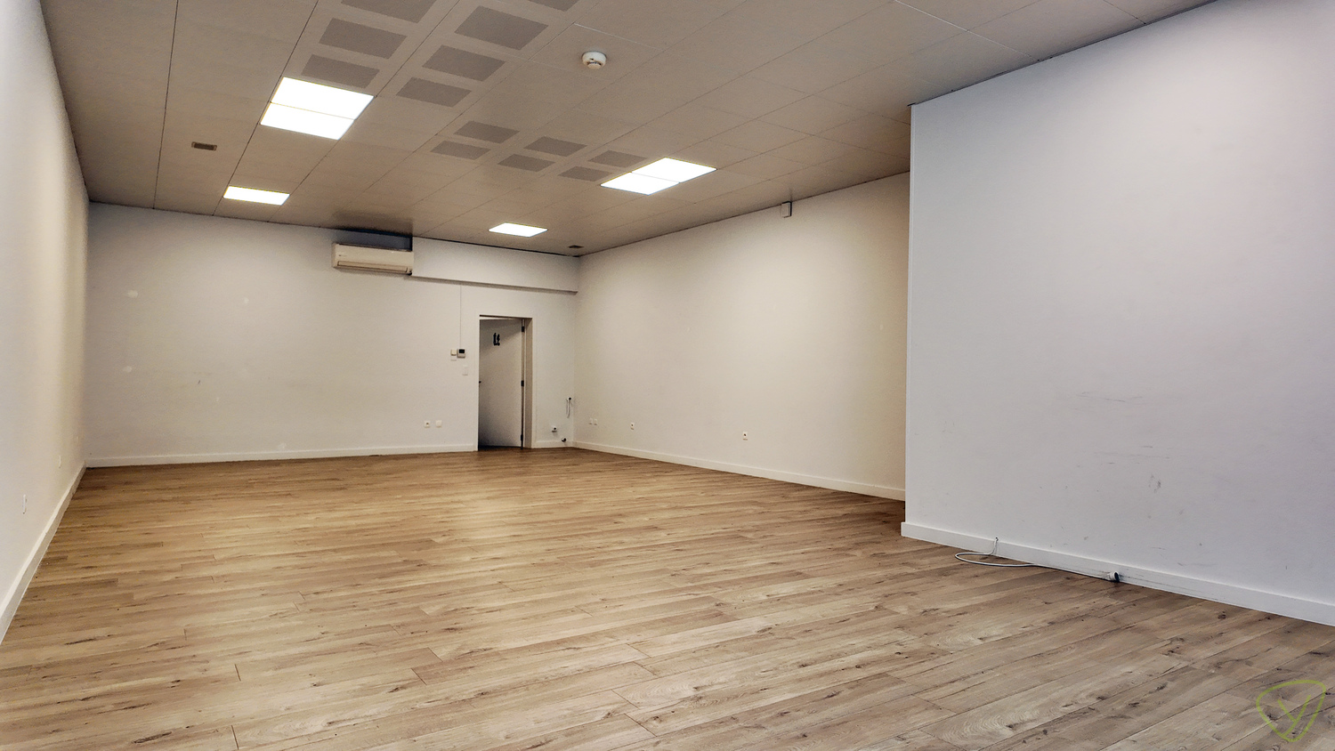 Commercial à louer à Eeklo - photo 4