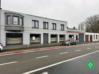 Commercial à louer à Gistel