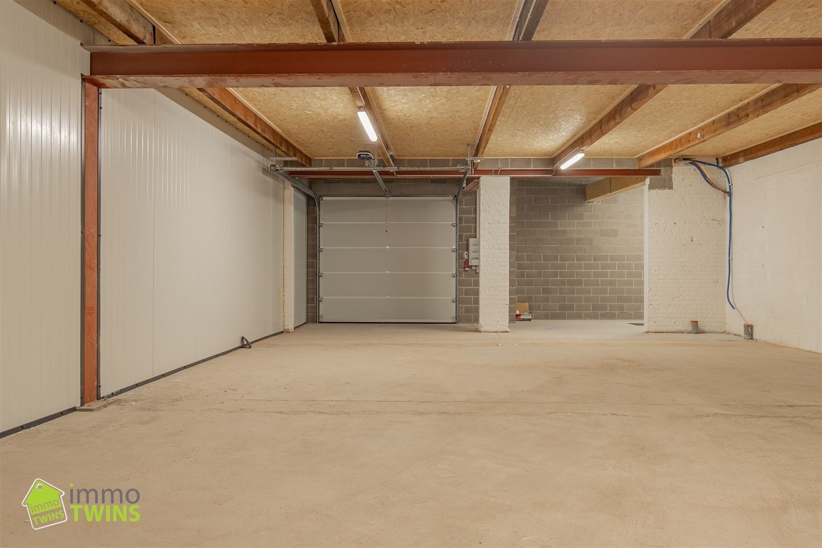 Commercial for rent in Dendermonde - photo 2