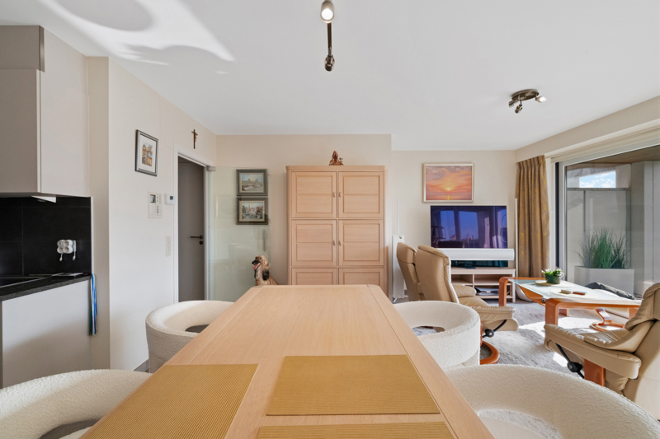 Appartement met terras en open zicht nabij Kennedy-rondpunt - foto 4