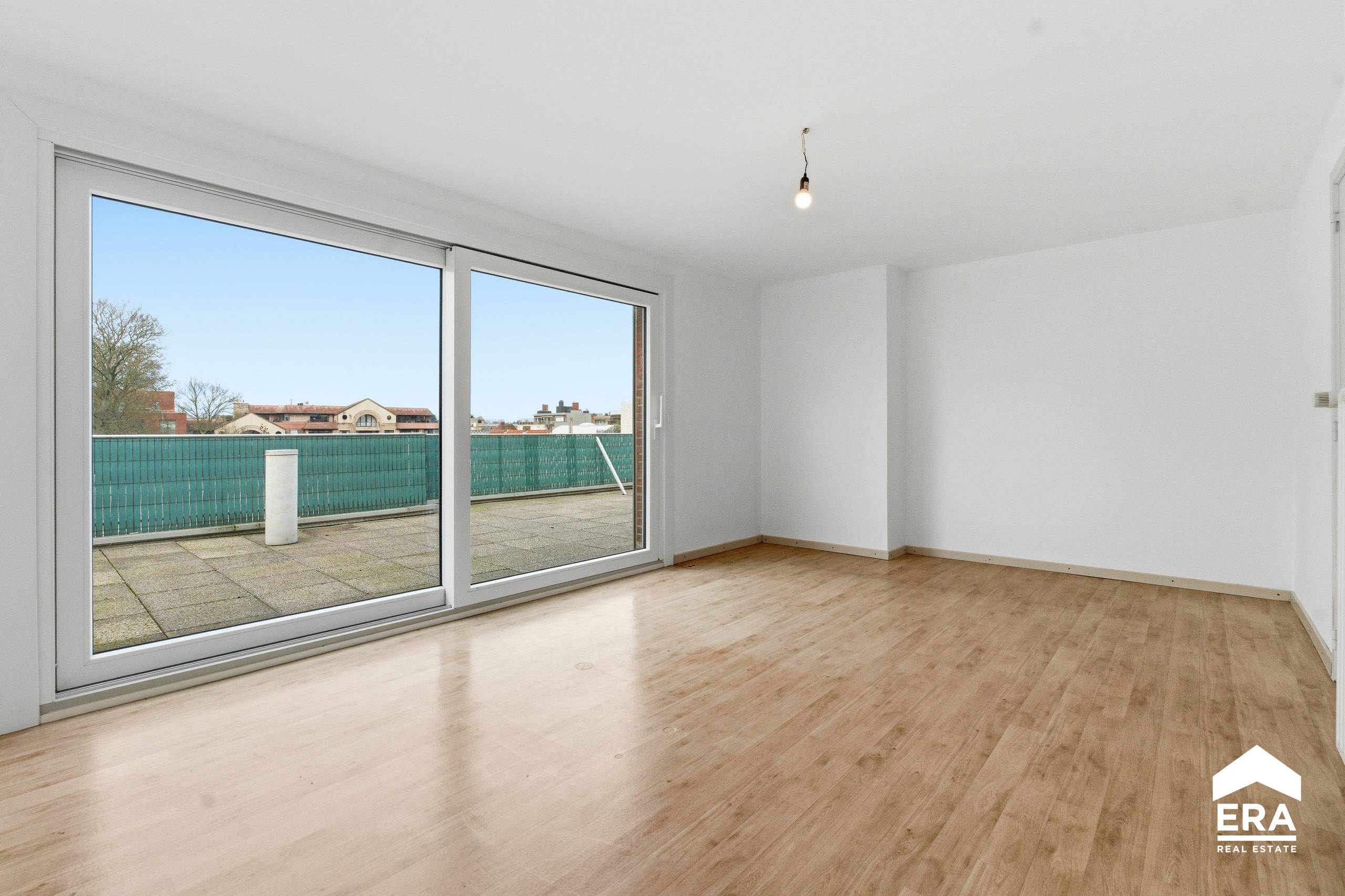 Ruim dakappartement met groot terras te koop in Roeselare - foto 4