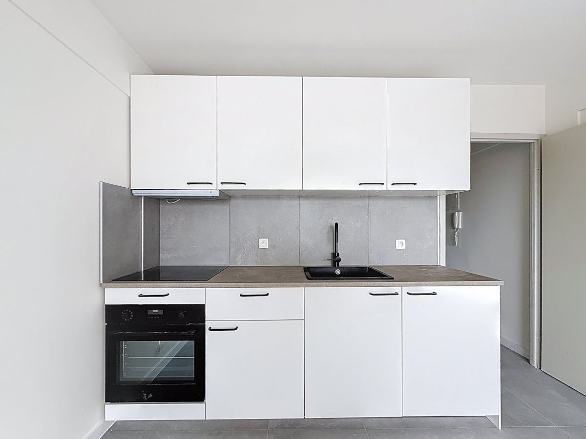 Renovated studio for rent in the center of Koksijde - photo 2