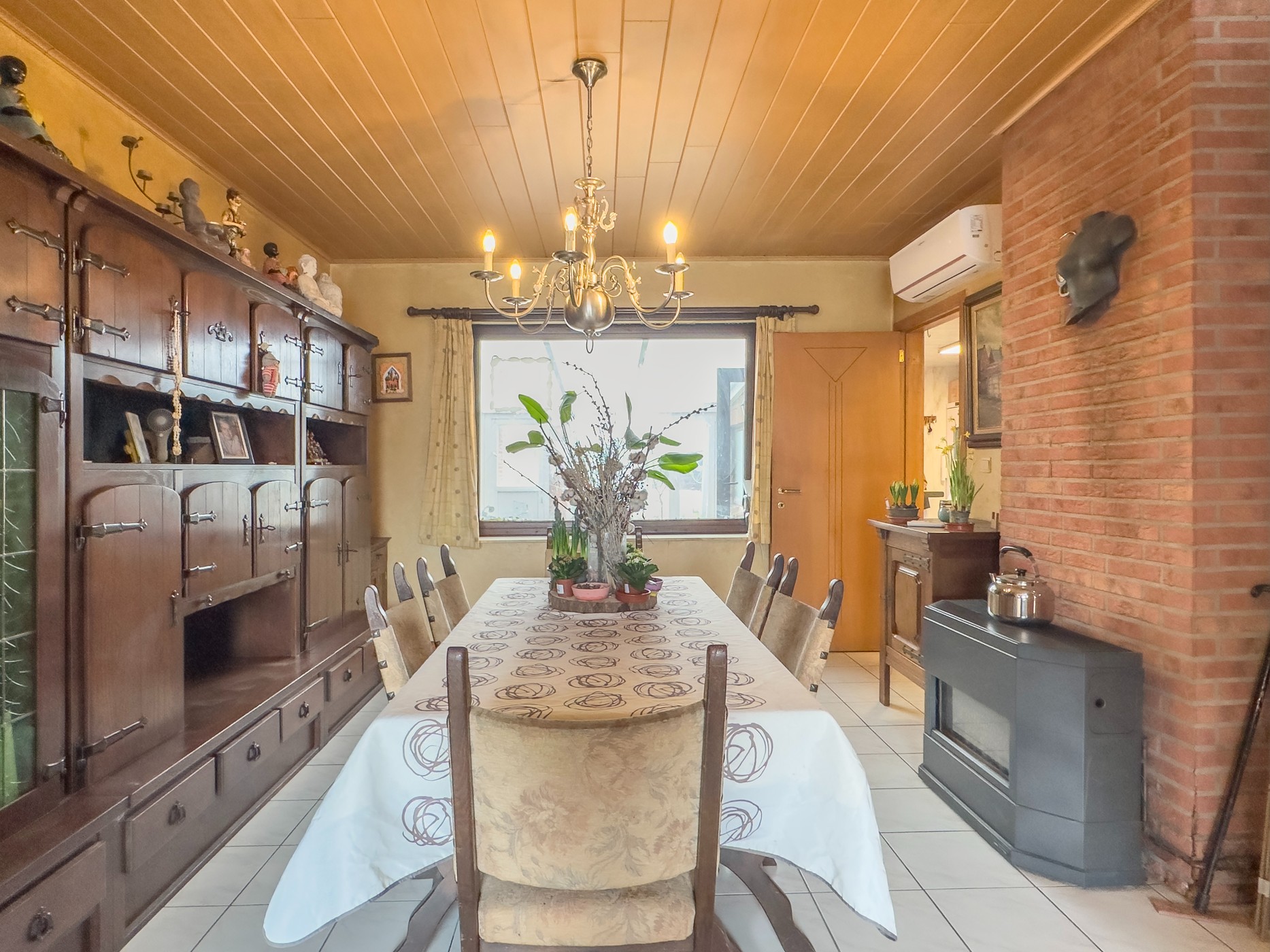 Woning met vier slaapkamers en tuin te Oudegem! - foto 4