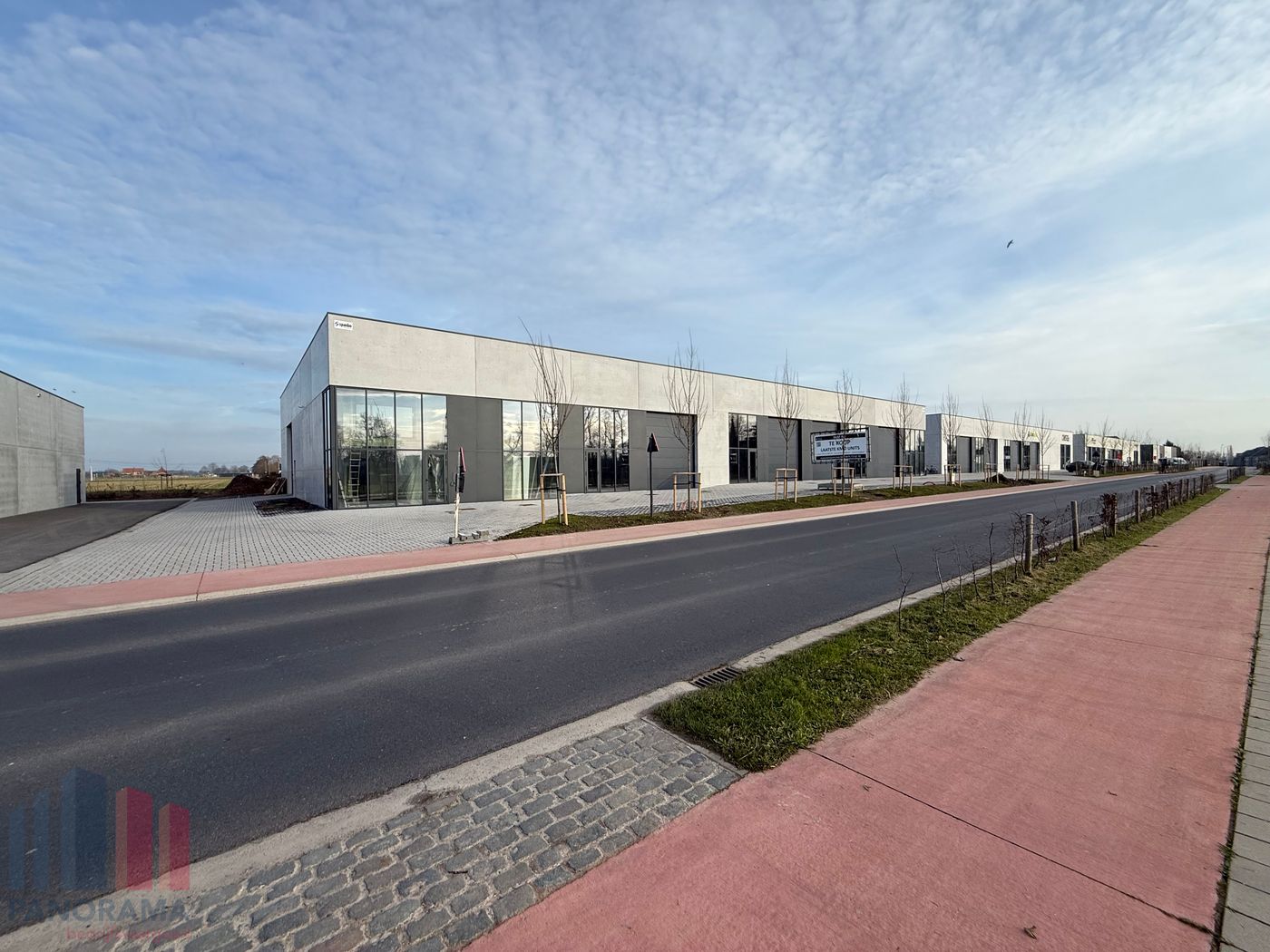 305 m² nieuwbouw KMO-unit met grote raampartijen - foto 5