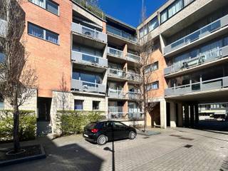 Gezellige studio op toplocatie in Leuven!Deze aangename studio is gelegen op de eerste verdieping op een rustige locatie te Vriesenhof 21 in...