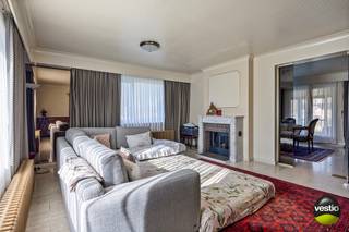 Ruime vrijstaande gezinswoning met praktijkruimte in het landelijke Nerem (Tongeren), Achterstraat 35. Gelegen in een rustige en groene omgeving, op...