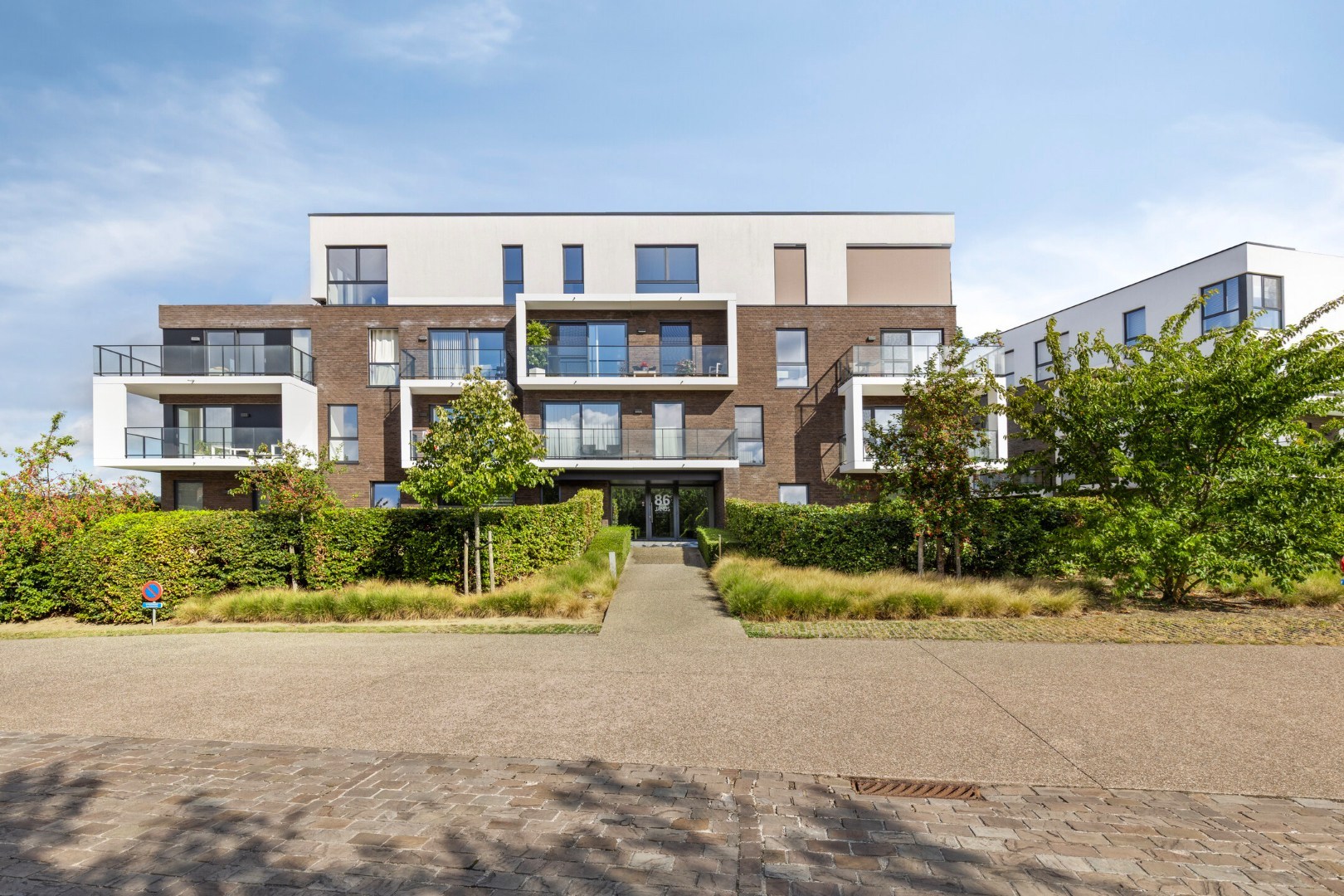 Instapklaar appartement met zuidgericht terras | de stadstuin in Ronse - foto 1