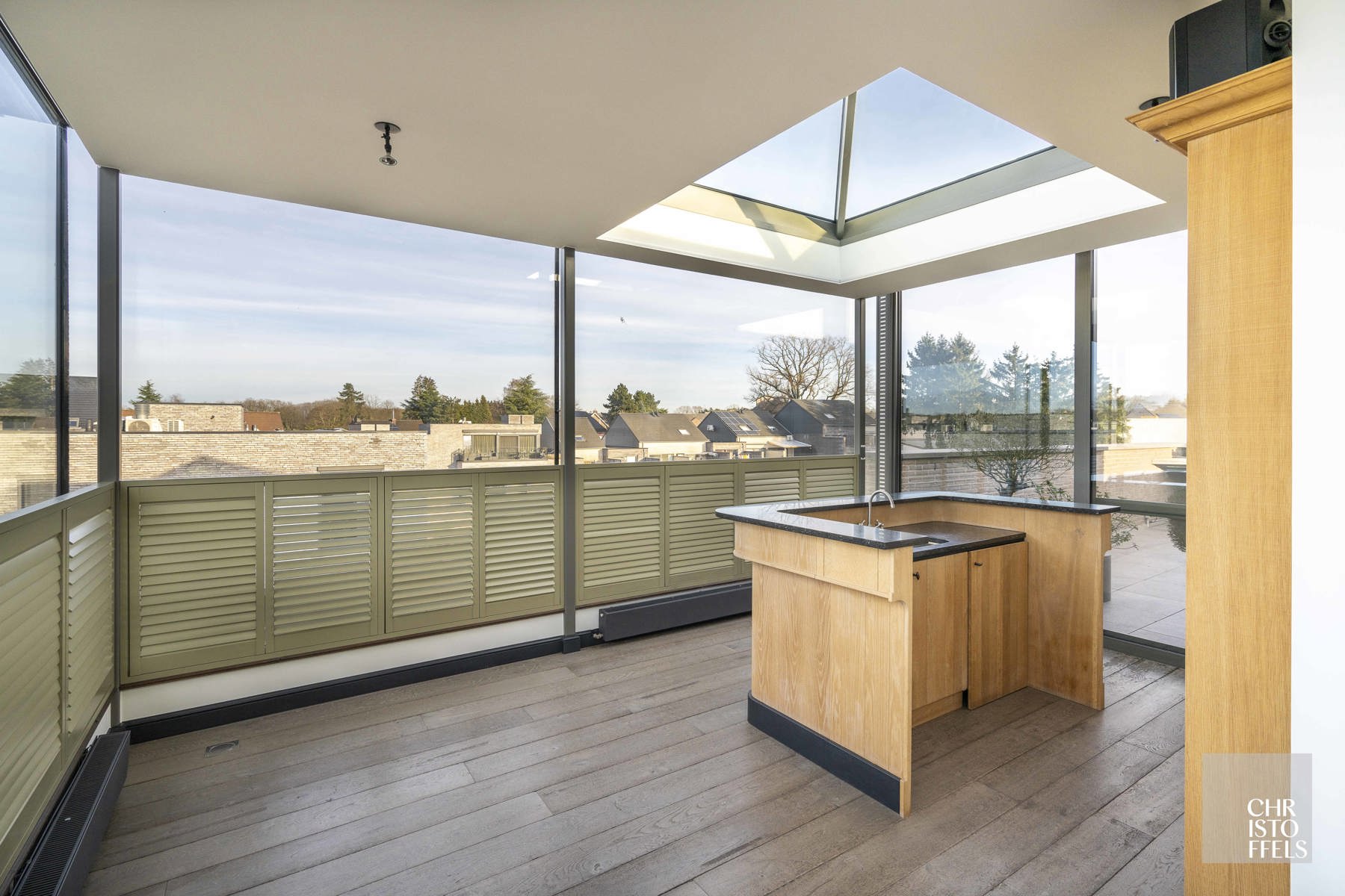 Luxe penthouse van 239m² met 34m² terrassen in hartje Zutendaal! - foto 4