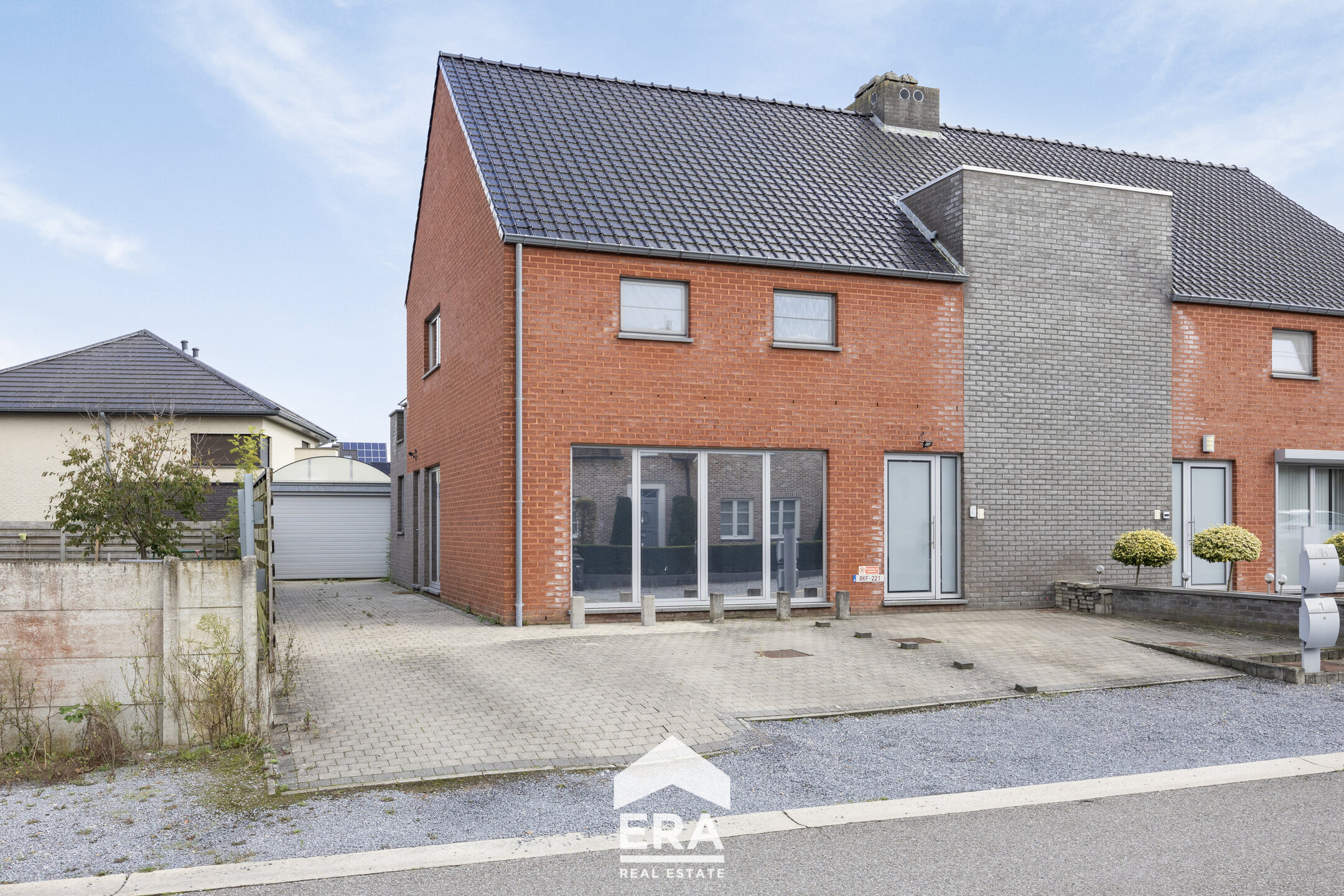 Commercial for sale in Oudsbergen with 2 bedrooms - photo 1