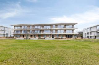 Gelijkvloers appartement (bouwjaar 2022) met grote tuin gelegen in het centrum van Wezembeek-Oppem (project Ortus) te midden het park,...