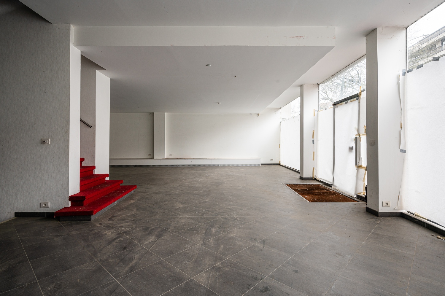 Multifunctionele eigendom met projectpotentieel in het centrum van Eeklo - foto 2