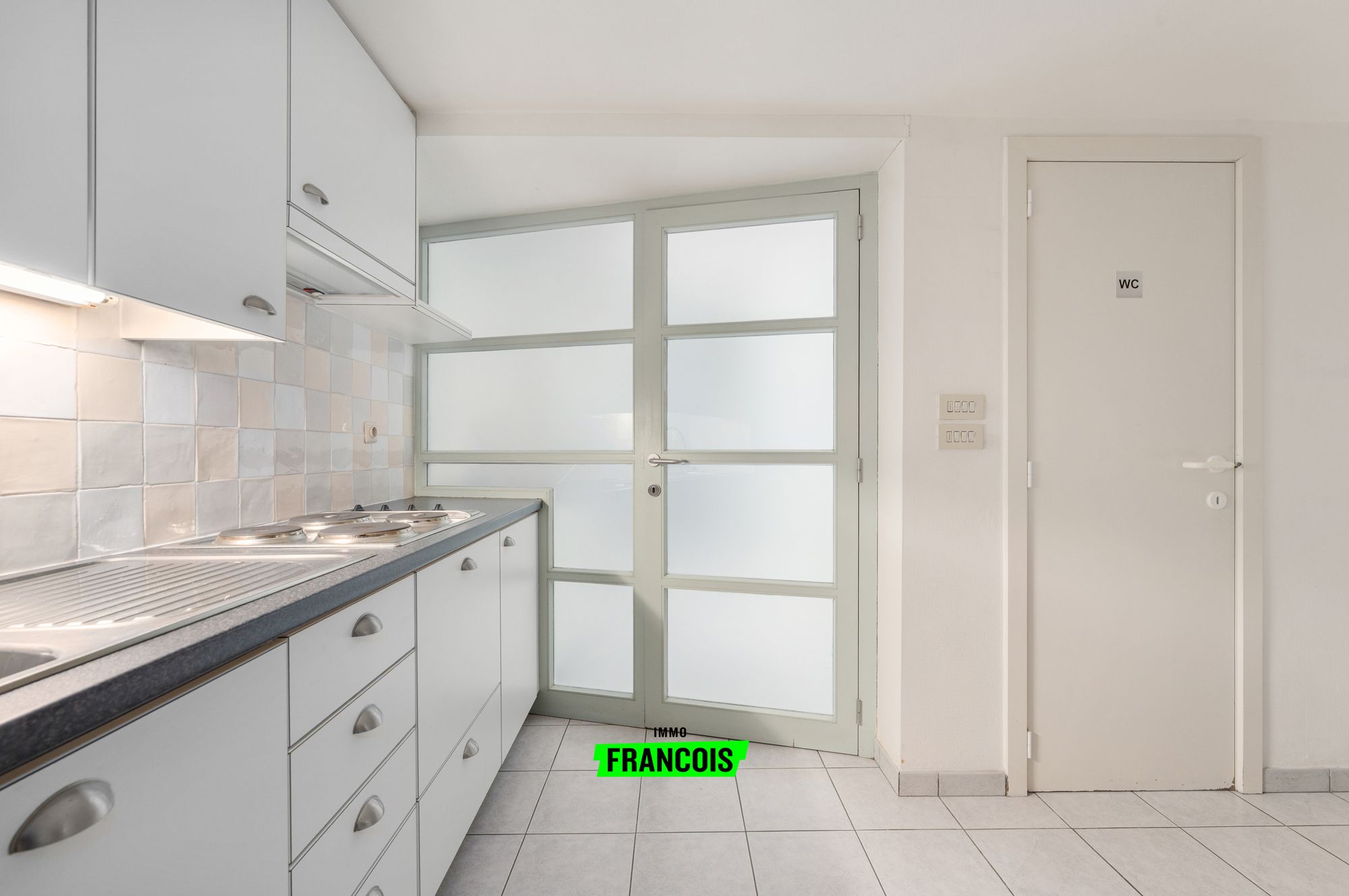 Opbrengsteigendom met 3 appartementen te koop in het centrum van Blankenberge - foto 4