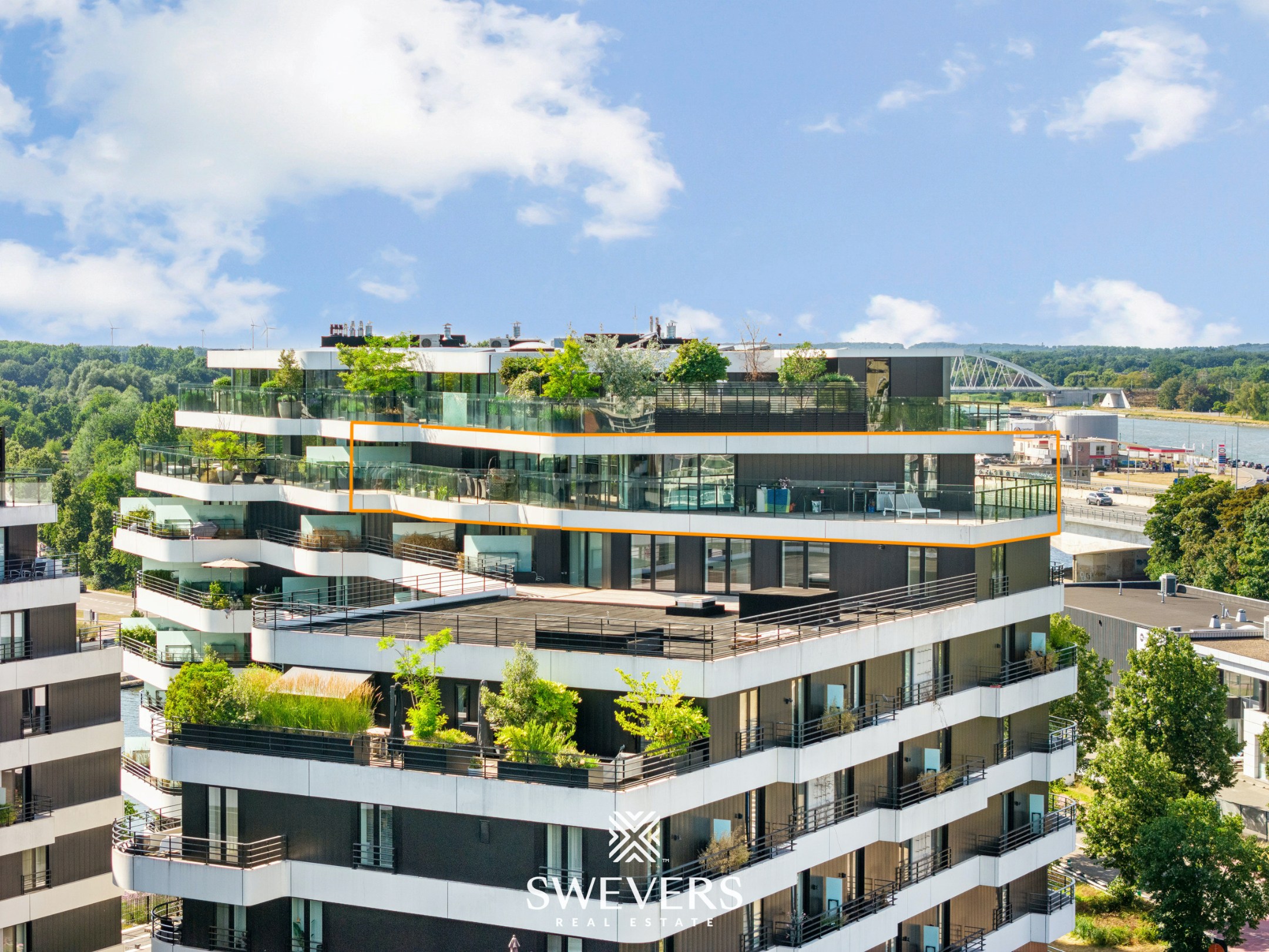 Adembenemend luxueus appartement (216m²) op Zuidzicht met riant terras rondom (223 m²) - foto 1