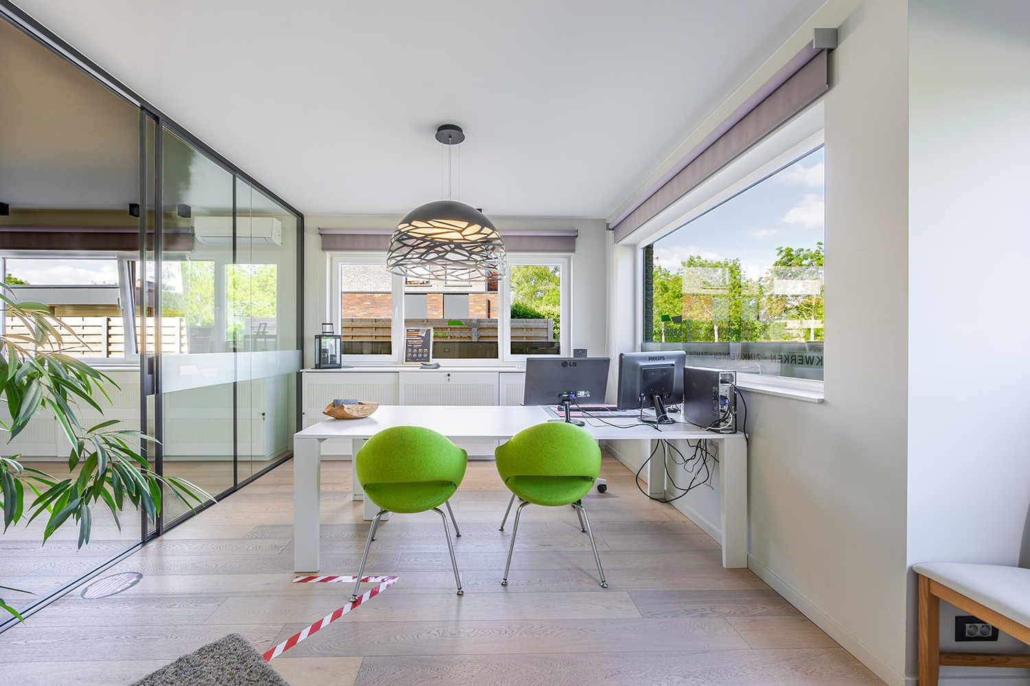 Instapklaar bedrijfspand met magazijn van 260 m², kantoren en mooi duplexappartement - foto 5