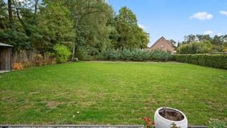 Tremelo deelgemeente Baal - Rustig gelegen op 19 are 58 ca met mooie aangelegde tuin en terrassen. Zuid georiënteerd.Omvat: alles gelijkvloers:...