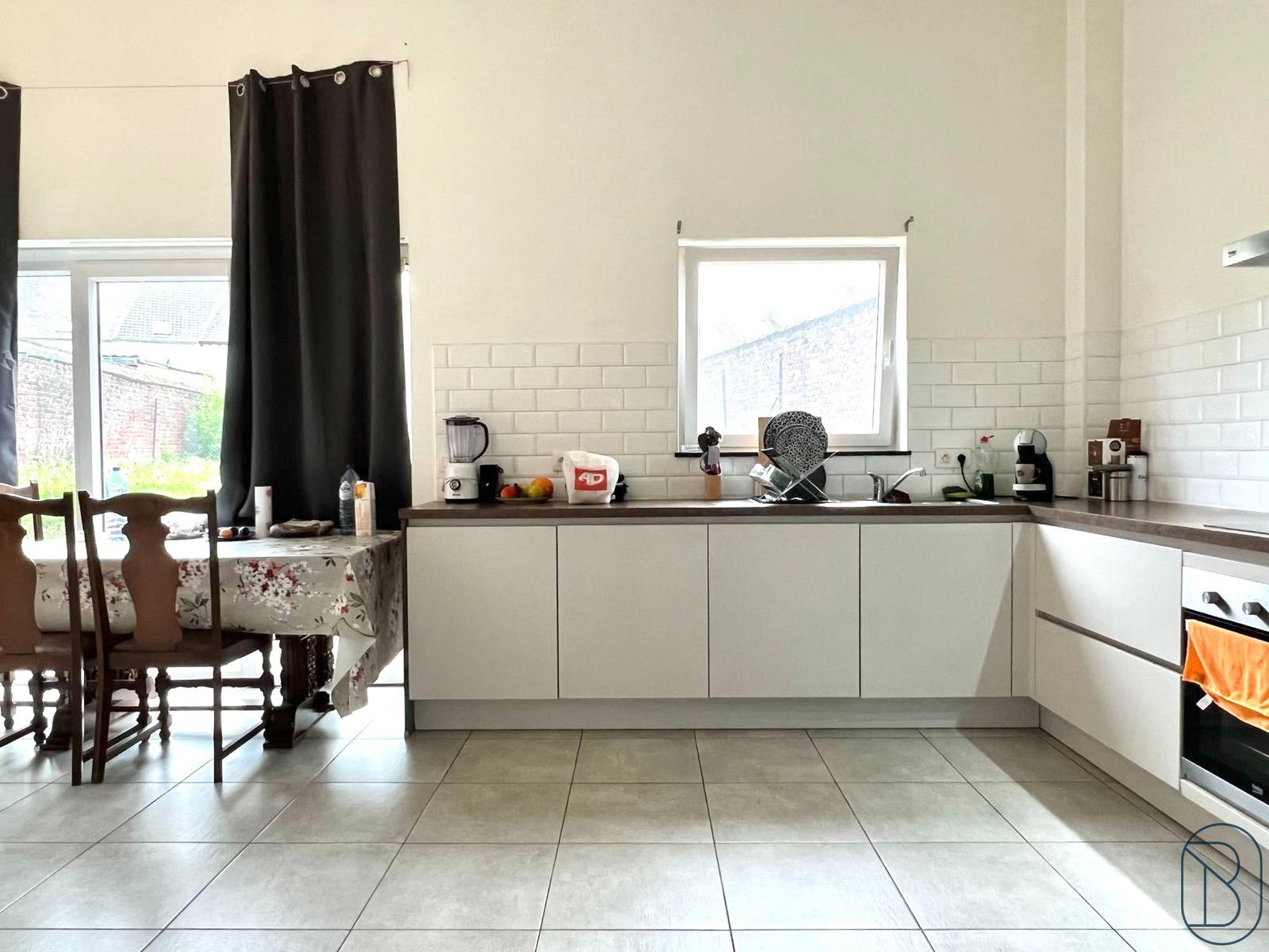 Goedgelegen APPARTEMENT met 2 SLK, TERRAS en TUIN - foto 4