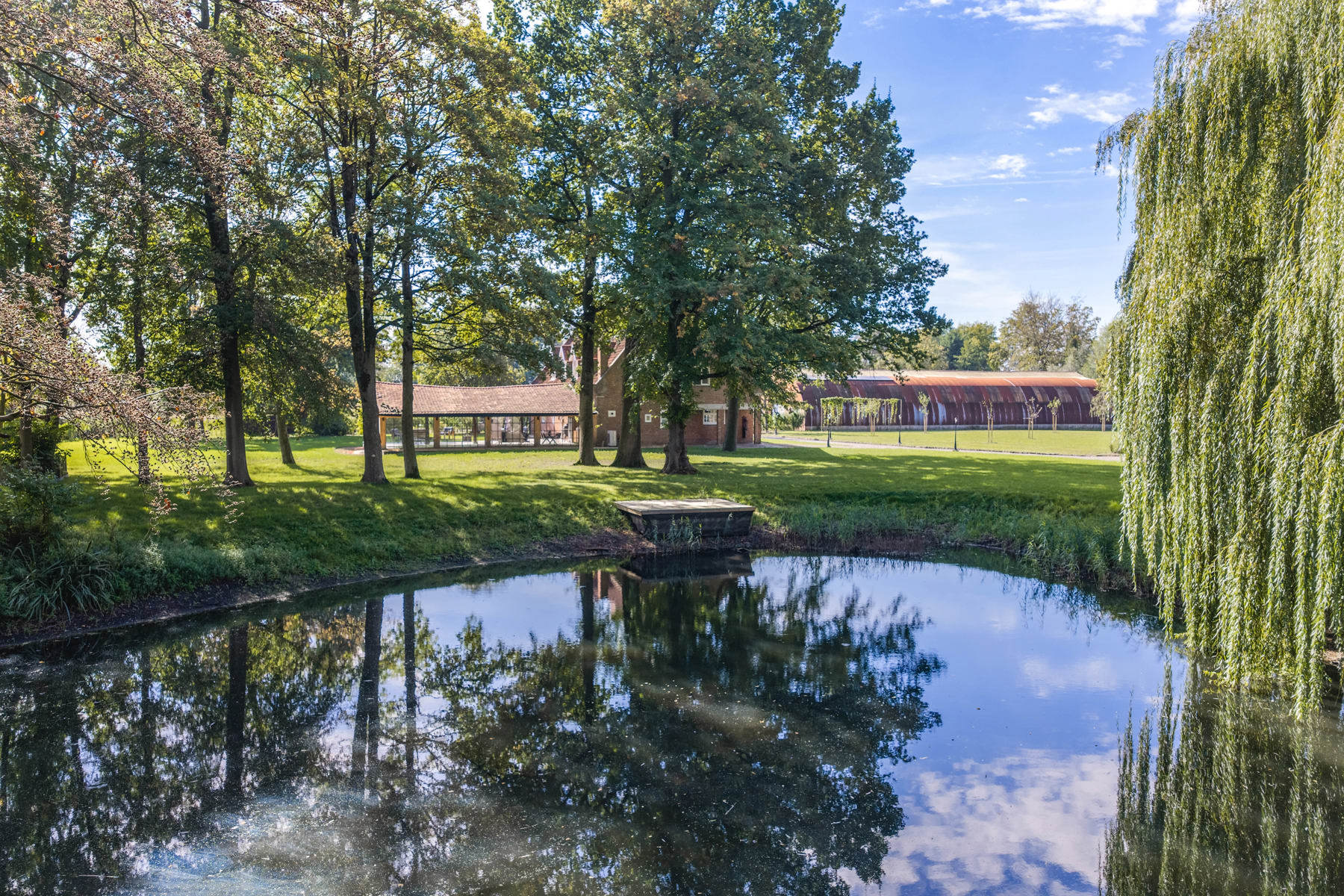 Karaktervol landhuis op een groen domein van ca. 3 ha - foto 5